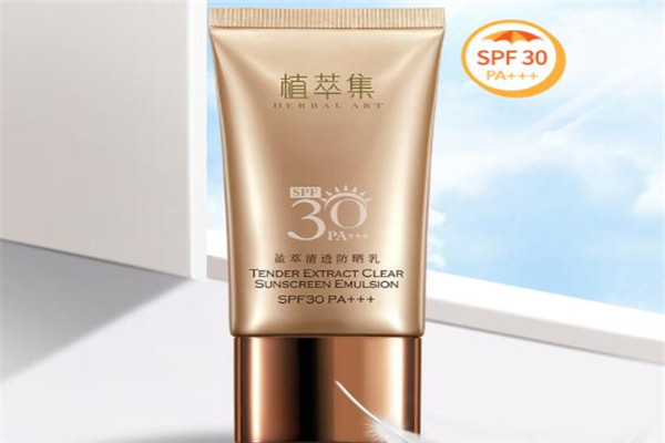 清爽不油腻的防晒霜排行榜 防晒又滋润，还不赶紧入手