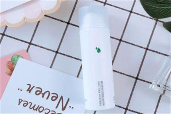 敏感肌肤护肤品排行榜 舒缓敏感，修复肌肤屏障必选